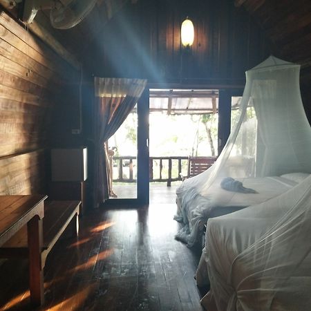 Aow Noi Resort Ko Kut Exterior foto